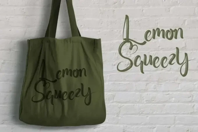 Kramfors Textured Script Font